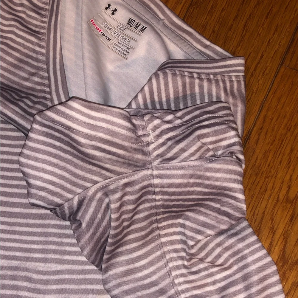 Women’s Under Armour Top - Picture 4 of 4